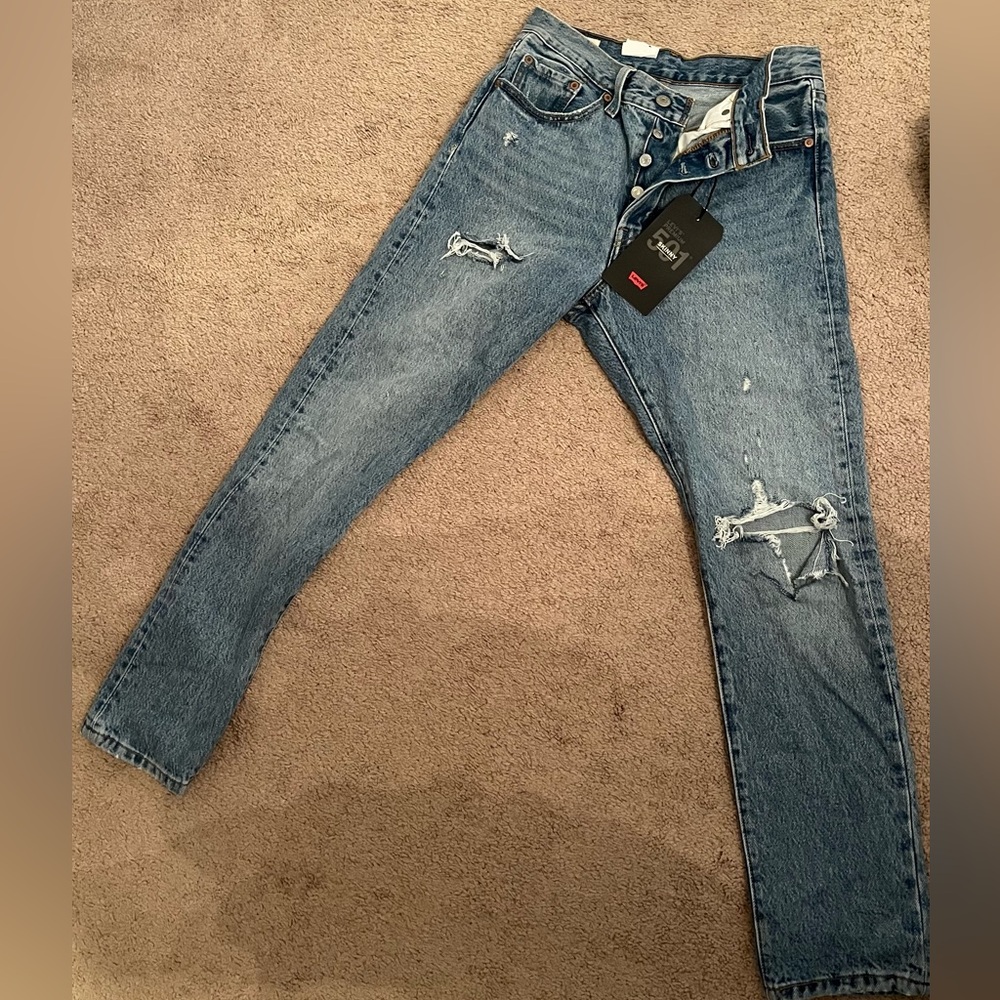 NWT 26 x 28 Levi’s